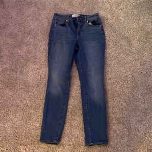 Universal Thread High Rise Skinny Jeans